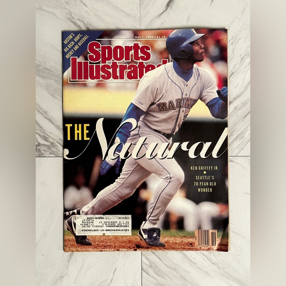 Rare vintage Sports Illustrated Ken Griffey Jr. first cover rookie issue 1990